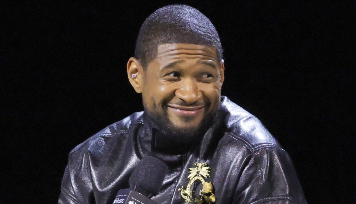 Usher Doesn’t Want To Be Categorized As “Just” An R&B Artist
